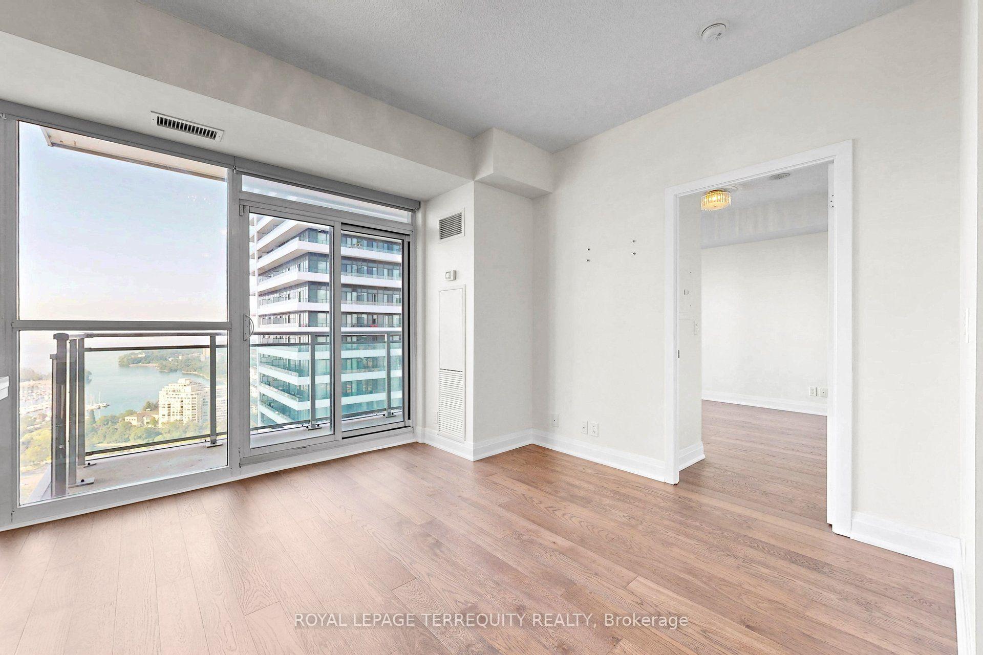 Photo 14 of Unit 3111, 33 Shore Breeze Drive, Etobicoke, Mimico — HOMEH