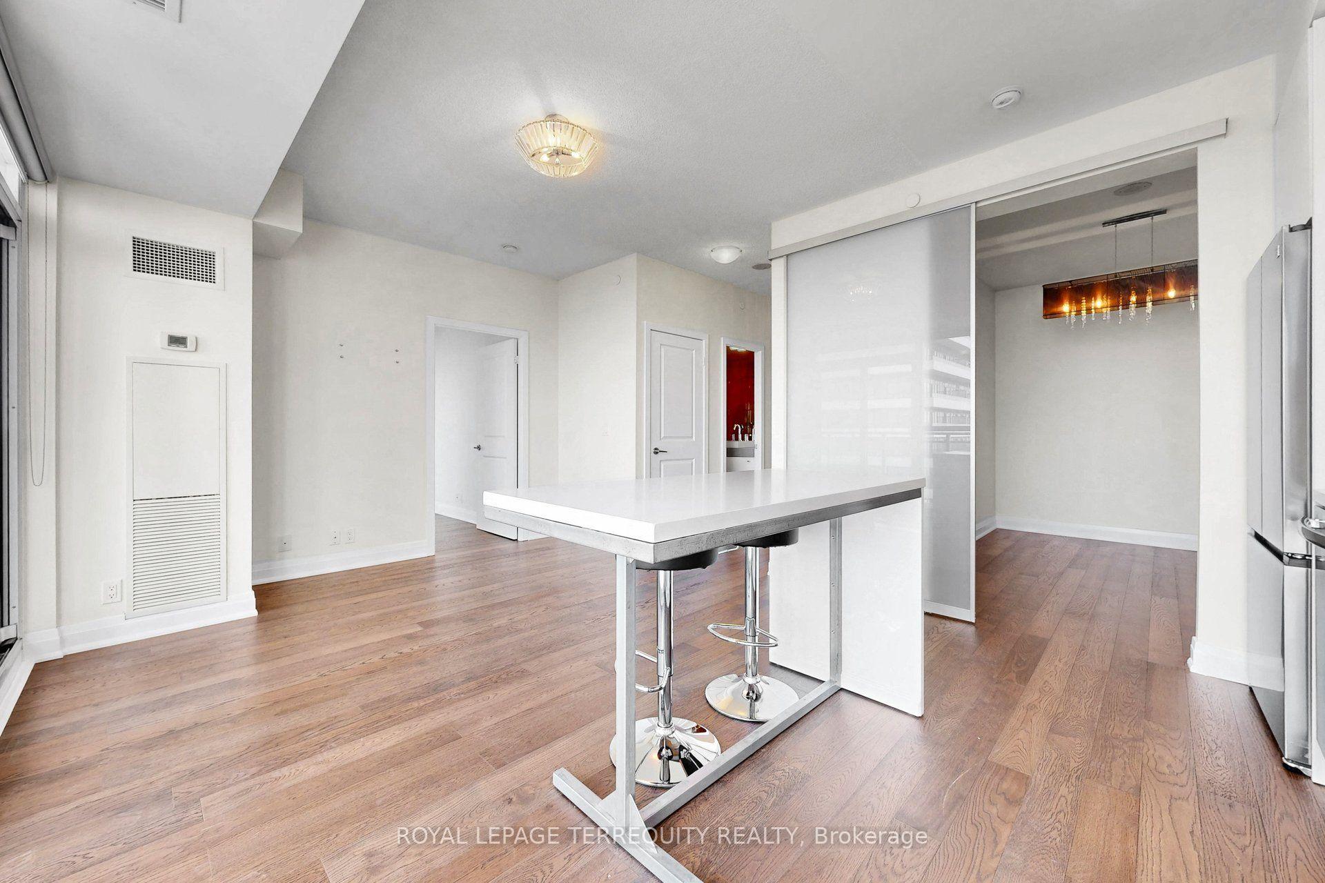 Photo 16 of Unit 3111, 33 Shore Breeze Drive, Etobicoke, Mimico — HOMEH
