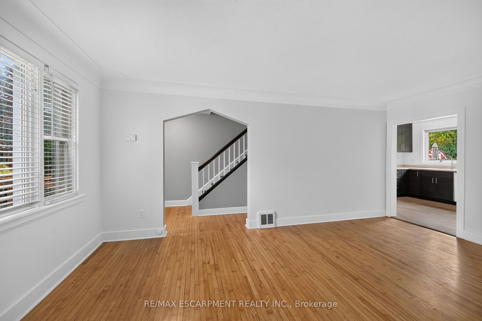 Photo 7 of 247 Homewood Avenue, Hamilton, Kirkendall — HOMEH