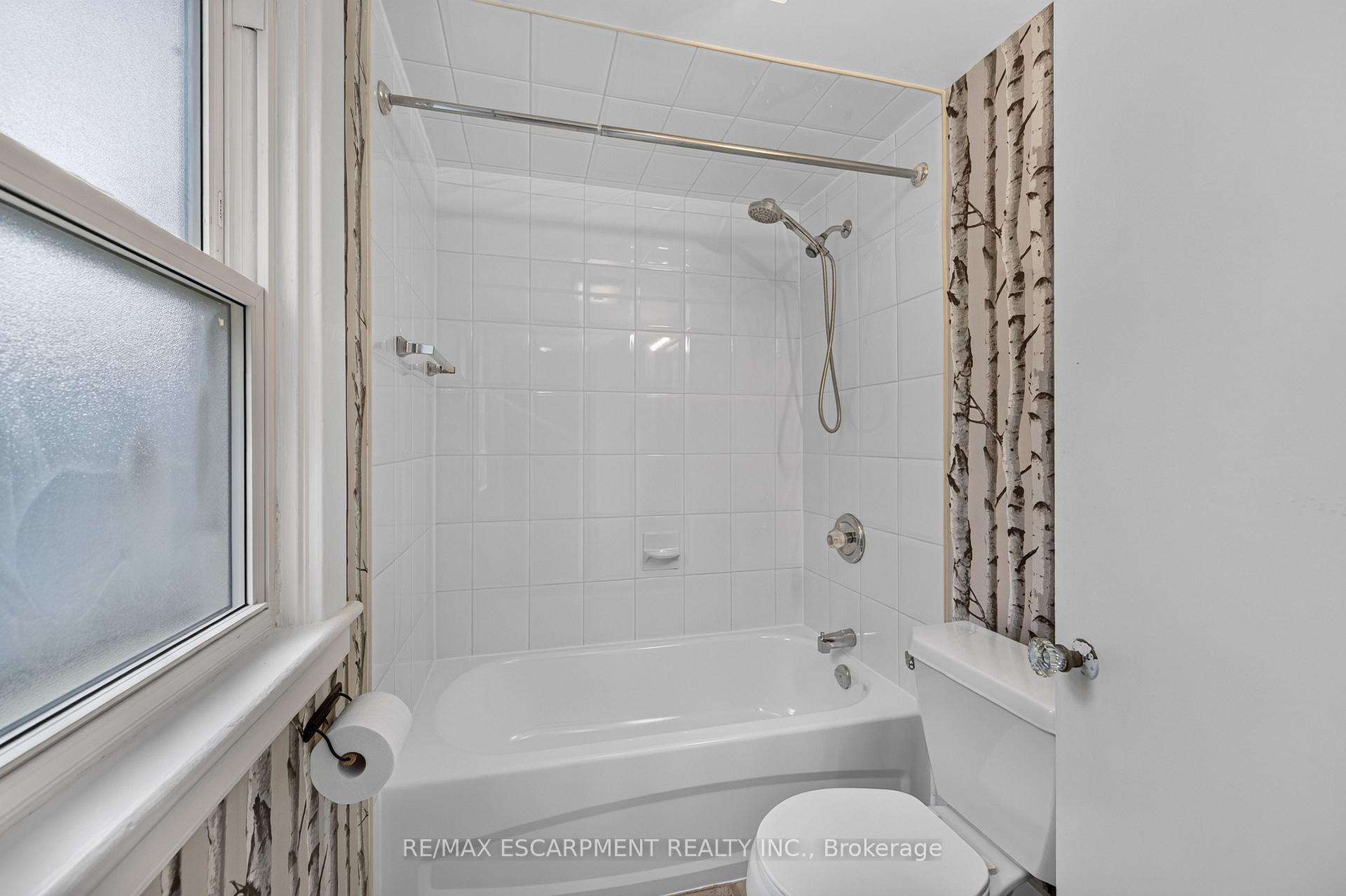 Photo 25 of 247 Homewood Avenue, Hamilton, Kirkendall — HOMEH