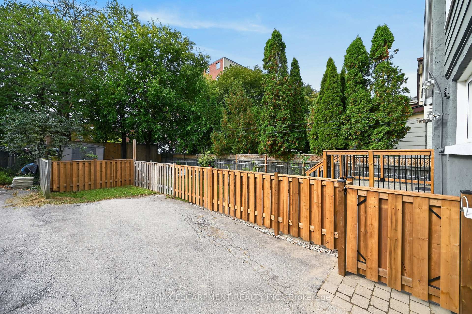 Photo 35 of 247 Homewood Avenue, Hamilton, Kirkendall — HOMEH