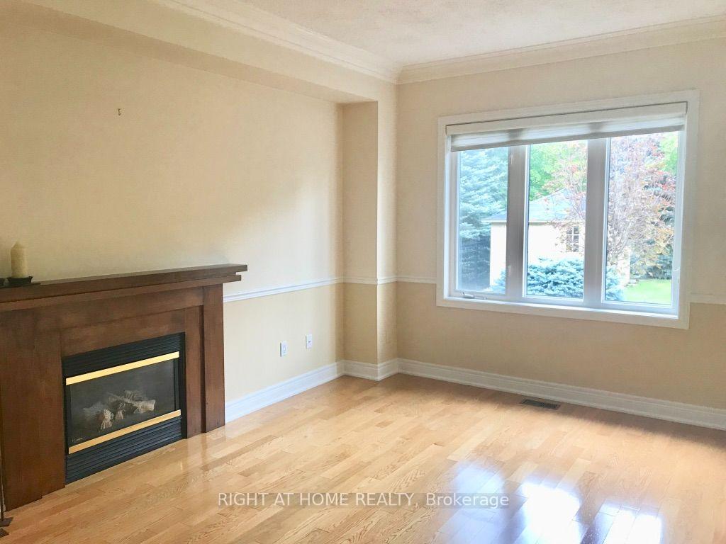 Photo 6 of 106 Avdell Avenue, Vaughan, Islington Woods — HOMEH