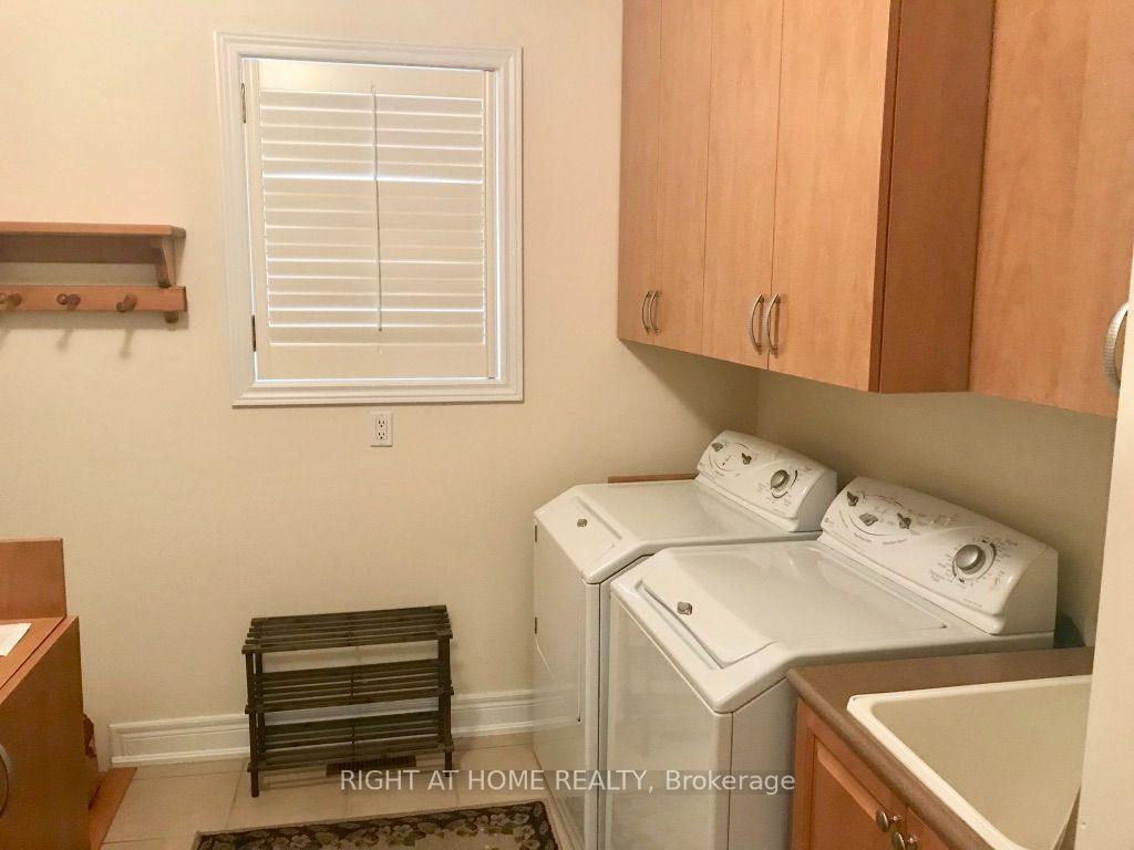 Photo 10 of 106 Avdell Avenue, Vaughan, Islington Woods — HOMEH