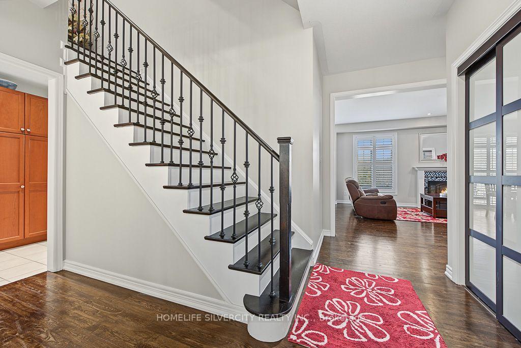 Photo 8 of 483 Hinchey Crescent, Milton, Scott — HOMEH