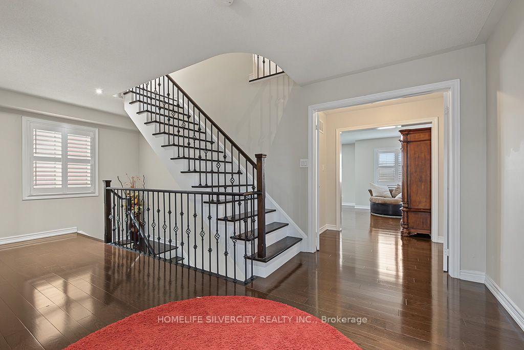 Photo 9 of 483 Hinchey Crescent, Milton, Scott — HOMEH