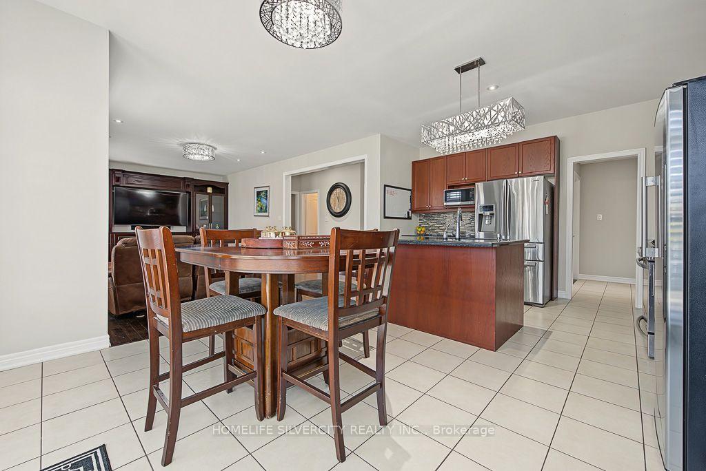 Photo 17 of 483 Hinchey Crescent, Milton, Scott — HOMEH