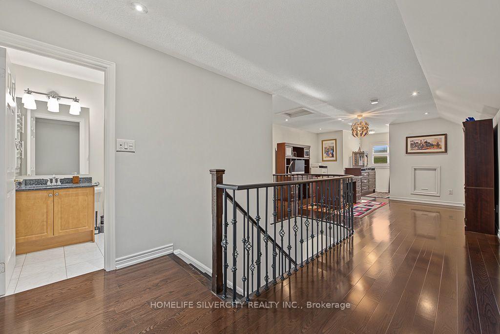 Photo 22 of 483 Hinchey Crescent, Milton, Scott — HOMEH
