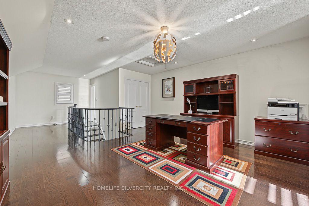 Photo 23 of 483 Hinchey Crescent, Milton, Scott — HOMEH