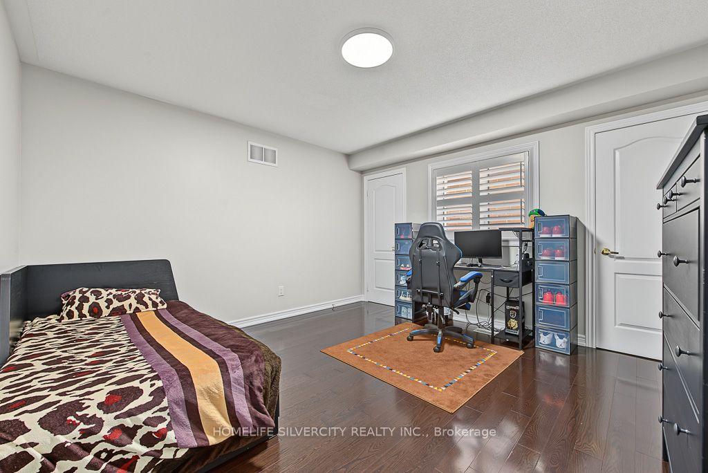 Photo 33 of 483 Hinchey Crescent, Milton, Scott — HOMEH