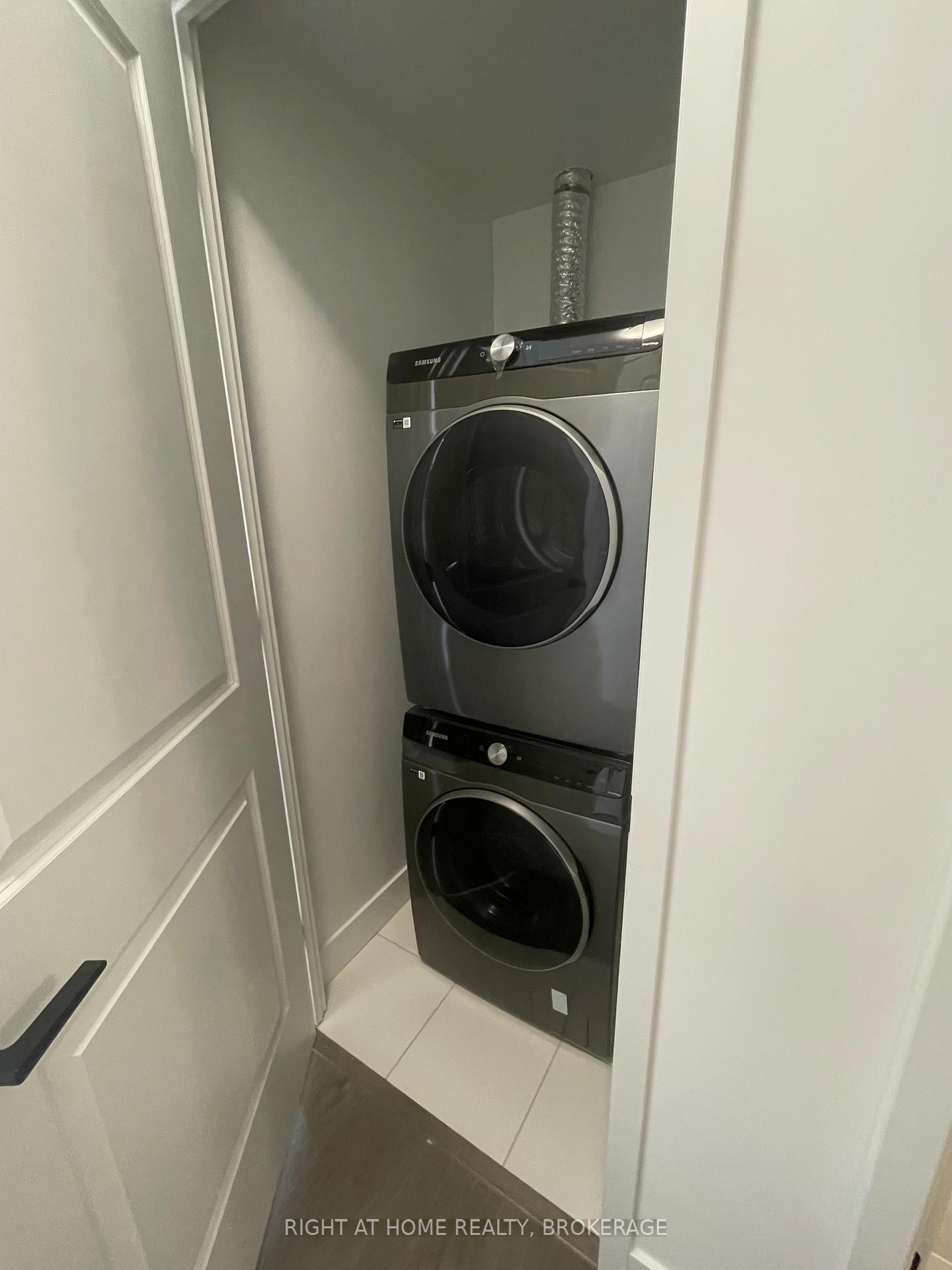 Photo 12 of Unit 605, 2333 Khalsa Gate, Oakville, Westmount — HOMEH