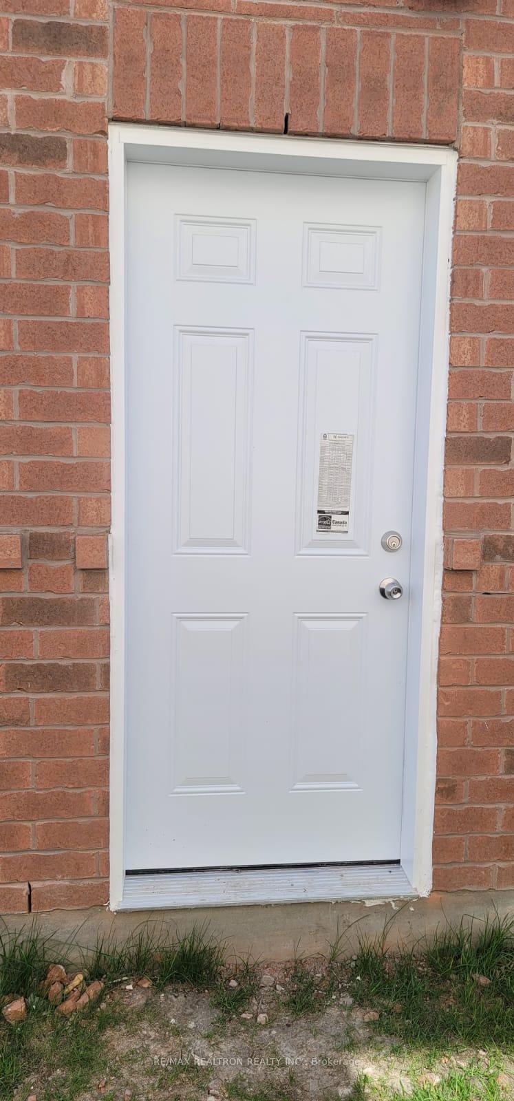 Photo 2 of Unit Basement, 1684 Gower Drive, Oshawa, Taunton — HOMEH