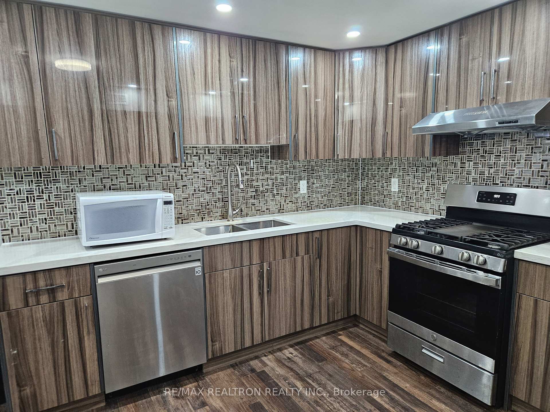Photo 6 of Unit Basement, 1684 Gower Drive, Oshawa, Taunton — HOMEH