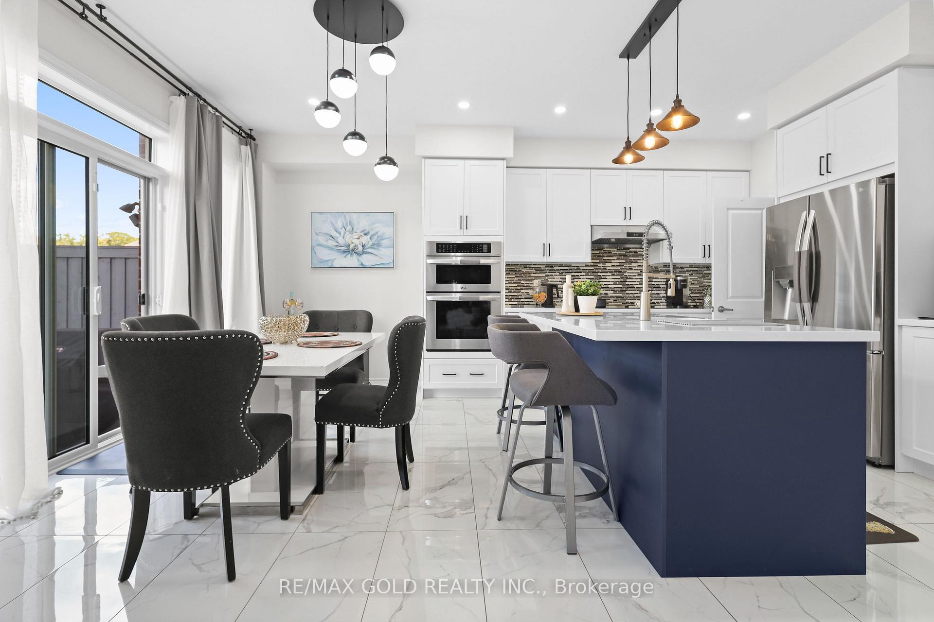 Photo 8 of 36 Samuel Crescent, Springwater, Centre Vespra — HOMEH