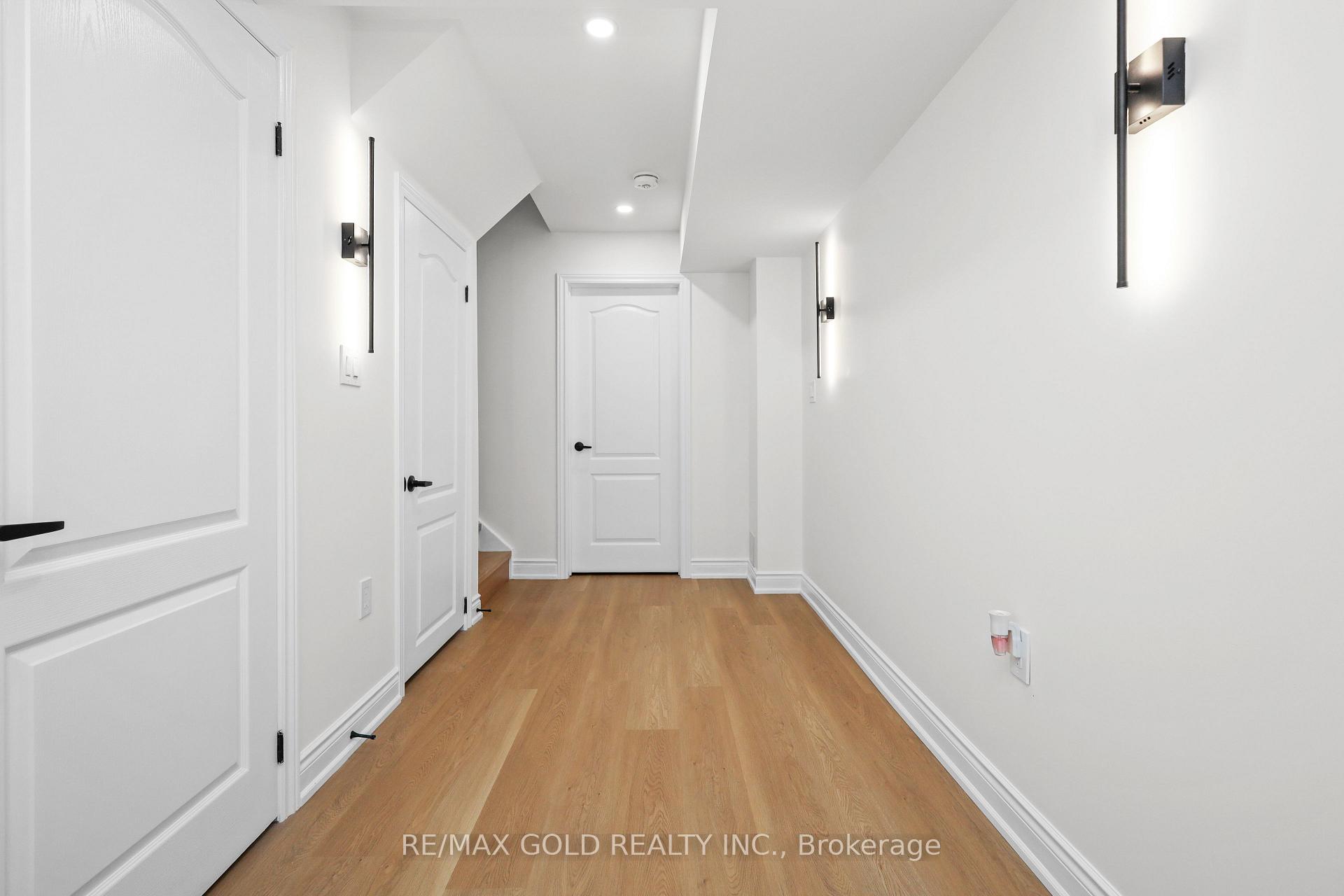 Photo 13 of 36 Samuel Crescent, Springwater, Centre Vespra — HOMEH