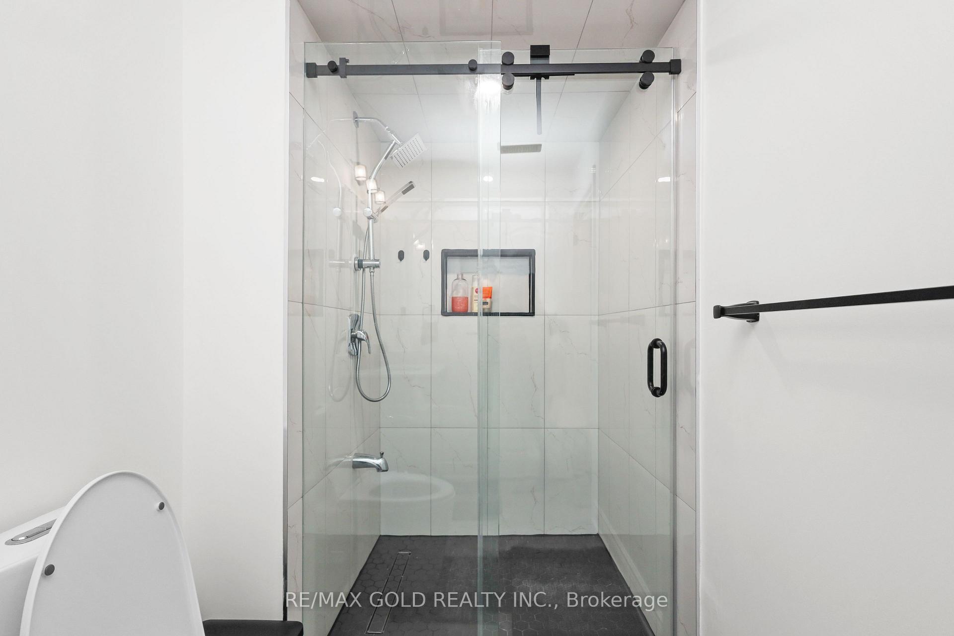 Photo 16 of 36 Samuel Crescent, Springwater, Centre Vespra — HOMEH