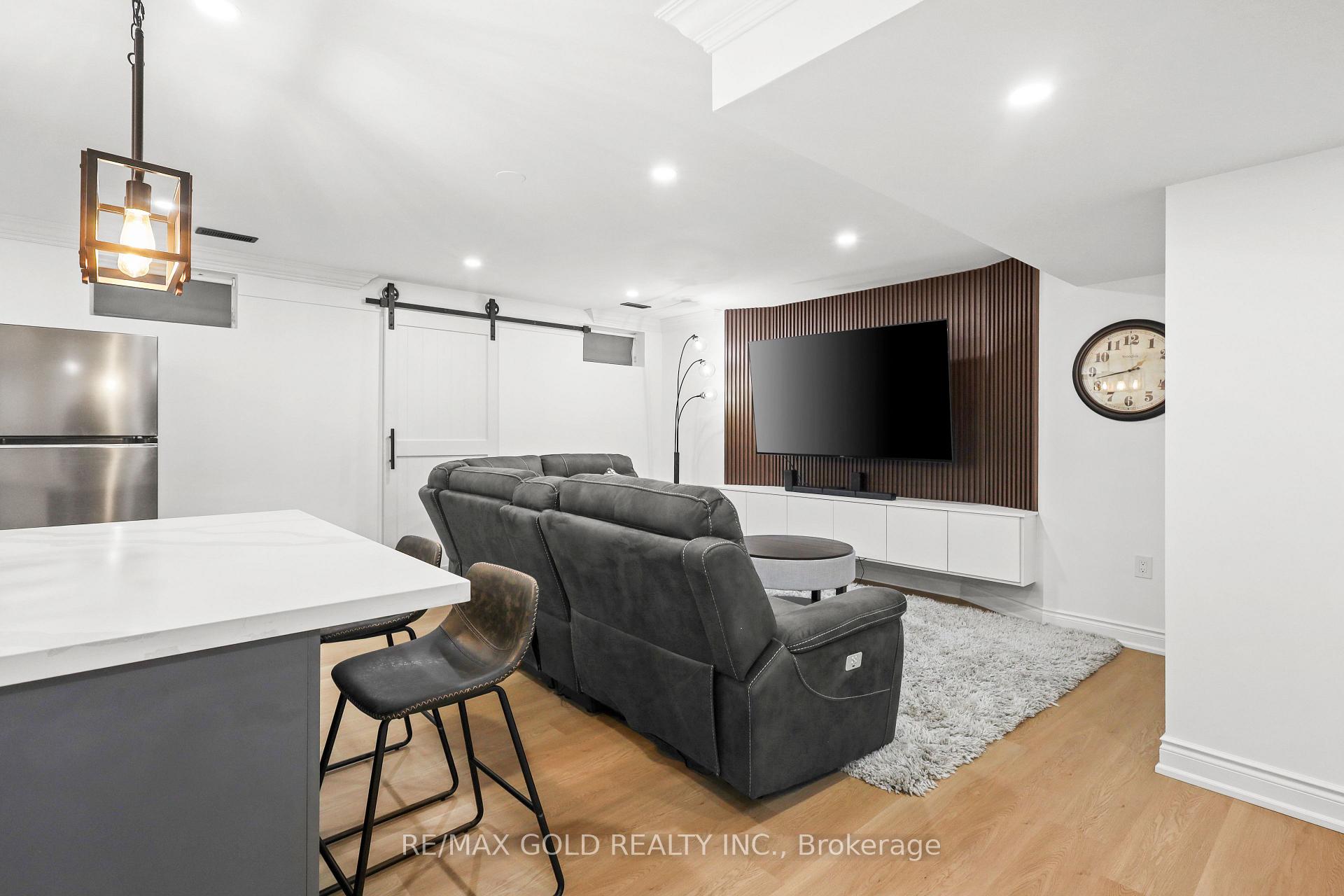 Photo 18 of 36 Samuel Crescent, Springwater, Centre Vespra — HOMEH