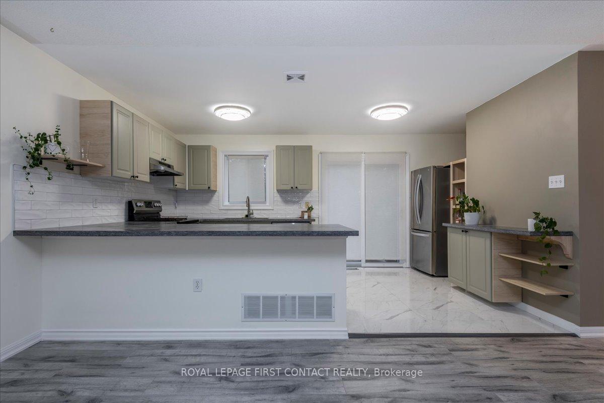 Photo 6 of 1078 Balsam Road, Innisfil, Rural Innisfil — HOMEH