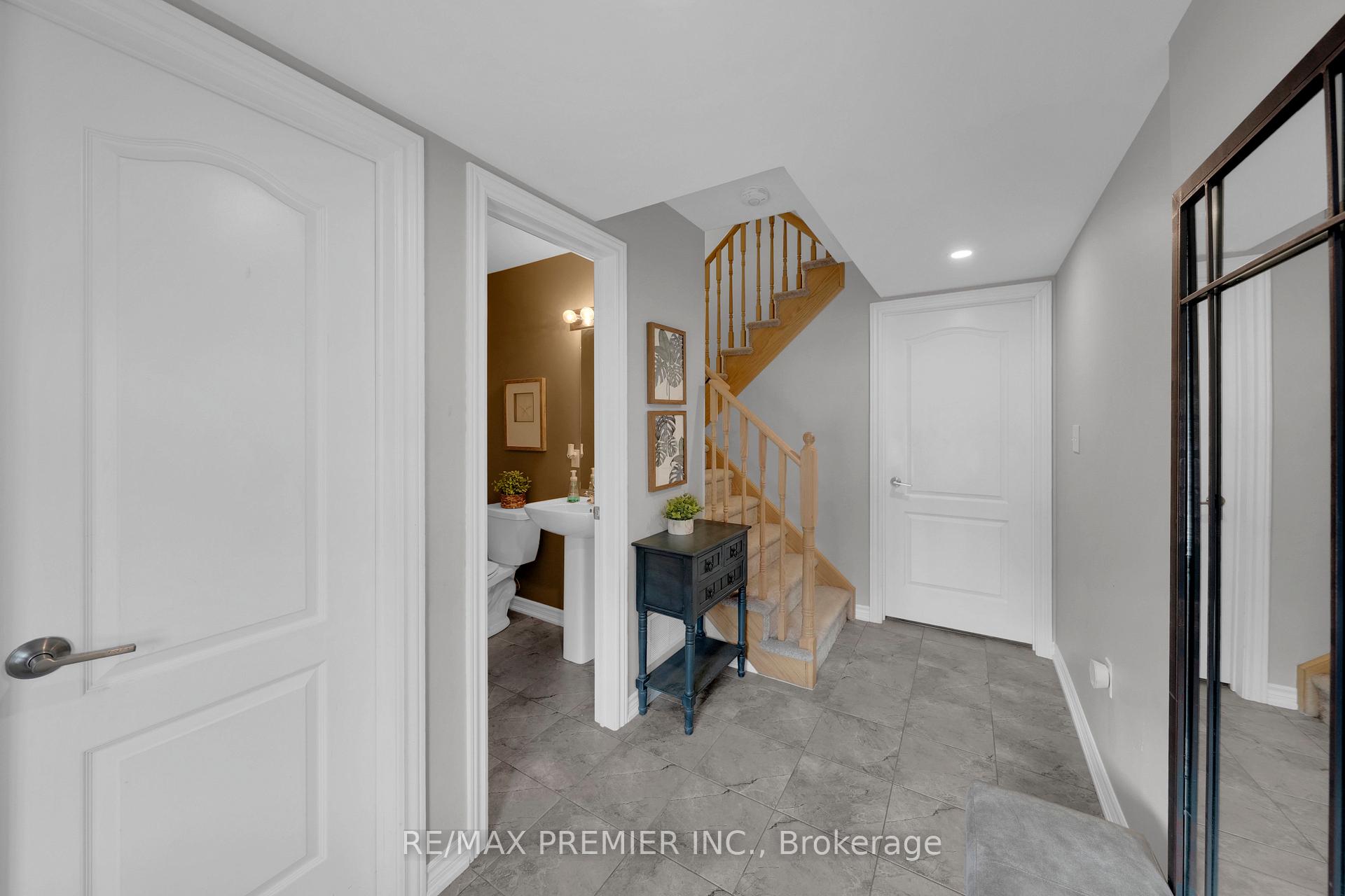 Photo 4 of 48 Andean Lane, Barrie, Rural Barrie Southwest — HOMEH