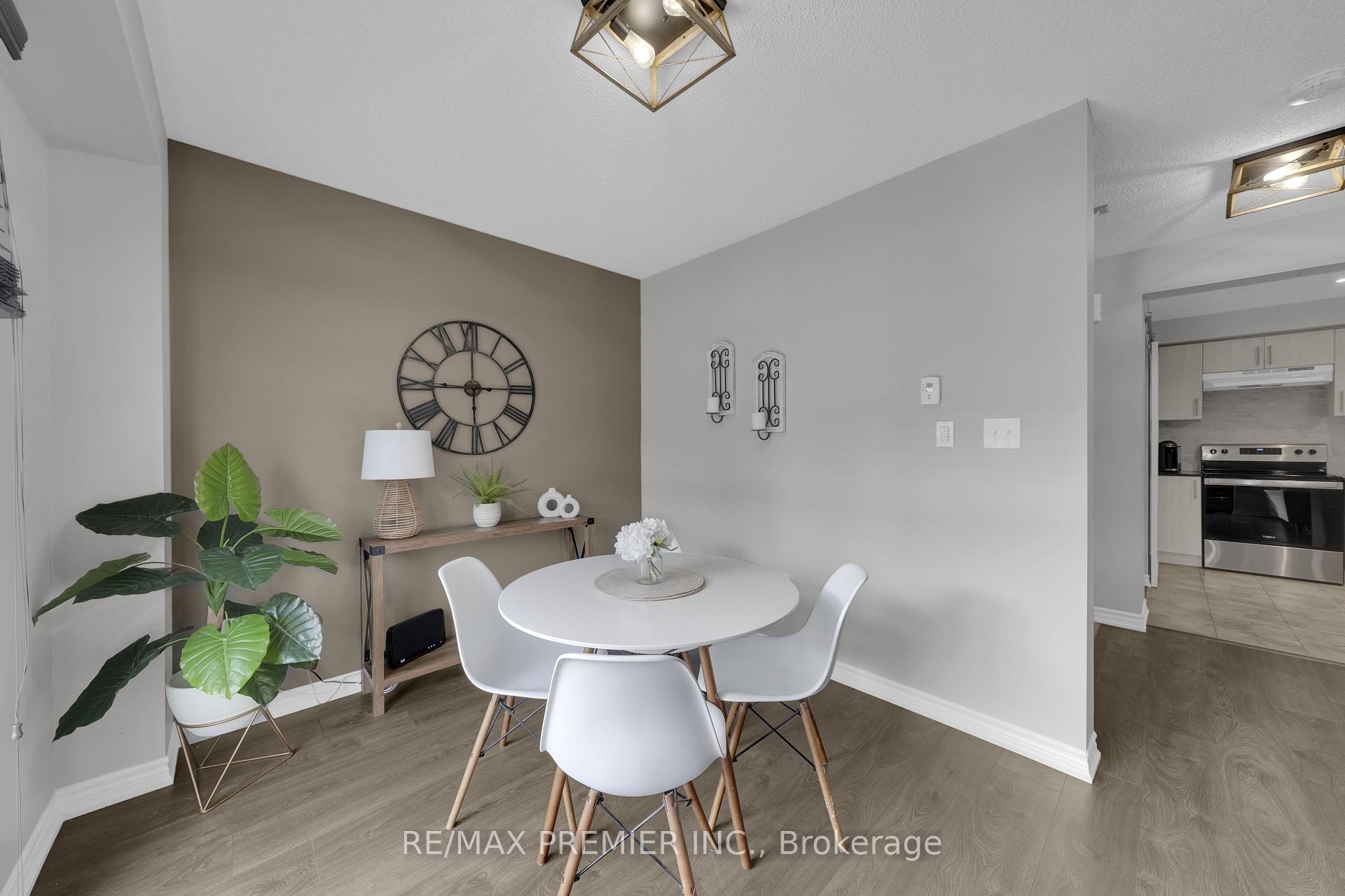 Photo 16 of 48 Andean Lane, Barrie, Rural Barrie Southwest — HOMEH