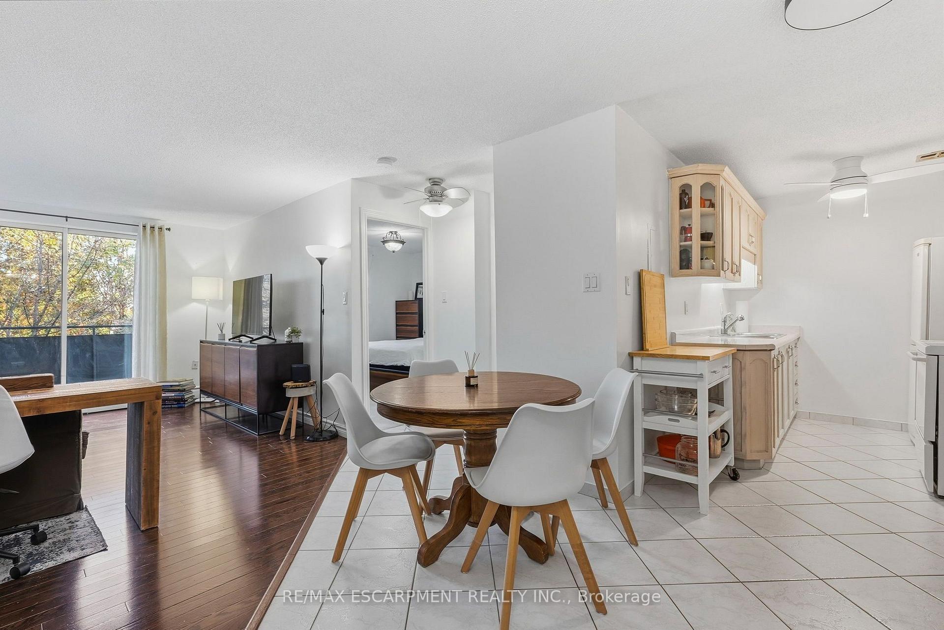Photo of Unit 207, 893 Concession Street