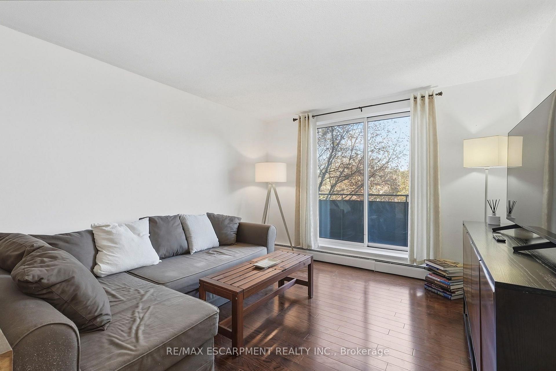 Photo 7 of Unit 207, 893 Concession Street, Hamilton, Raleigh — HOMEH