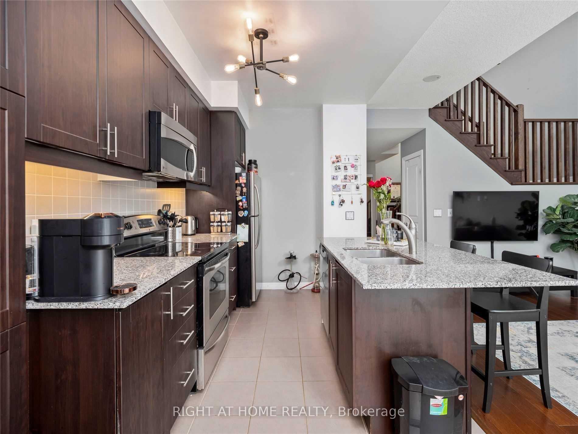 Photo 4 of Unit 3101, 223 Webb Drive, Mississauga, City Centre — HOMEH
