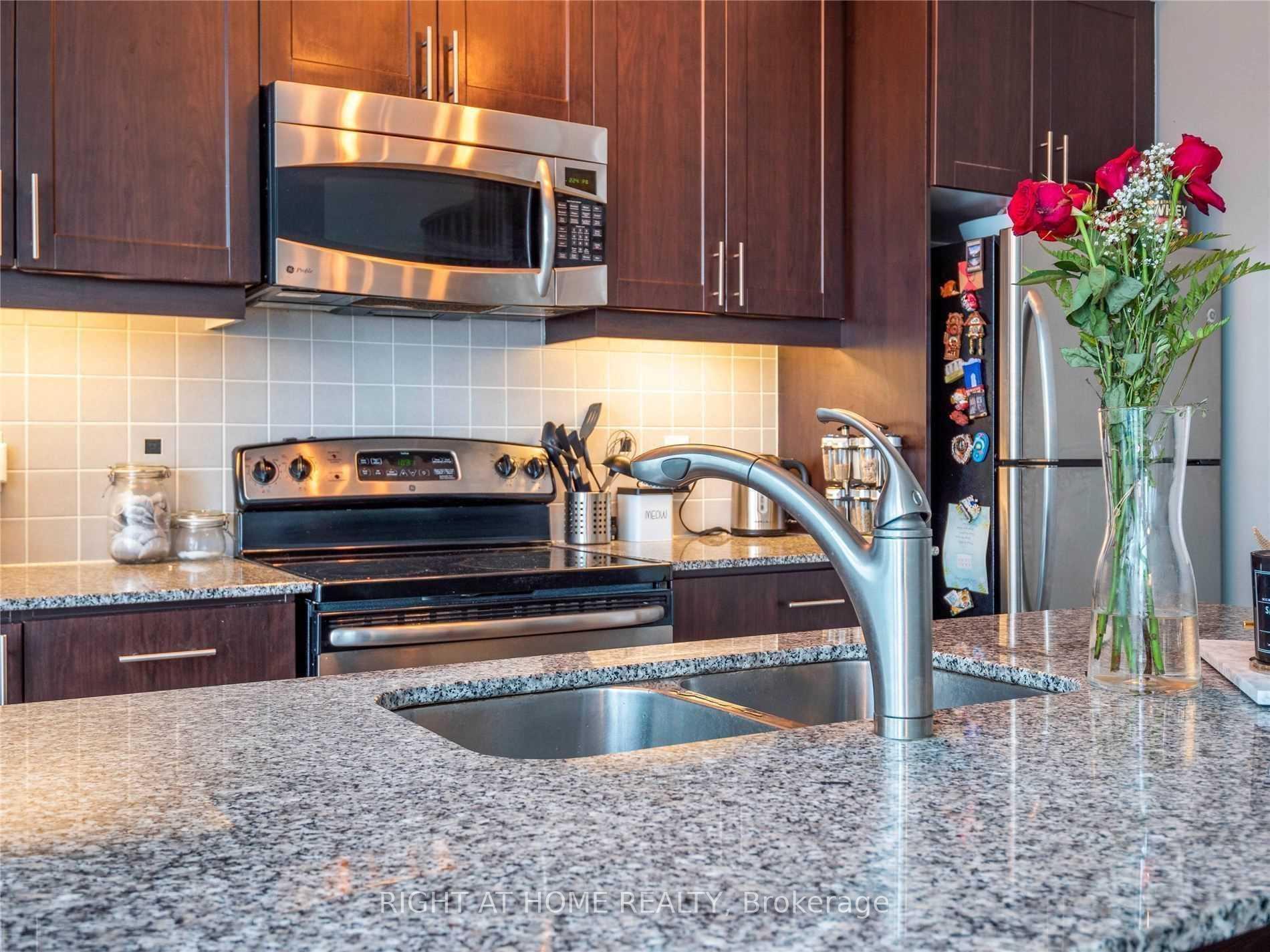 Photo 10 of Unit 3101, 223 Webb Drive, Mississauga, City Centre — HOMEH