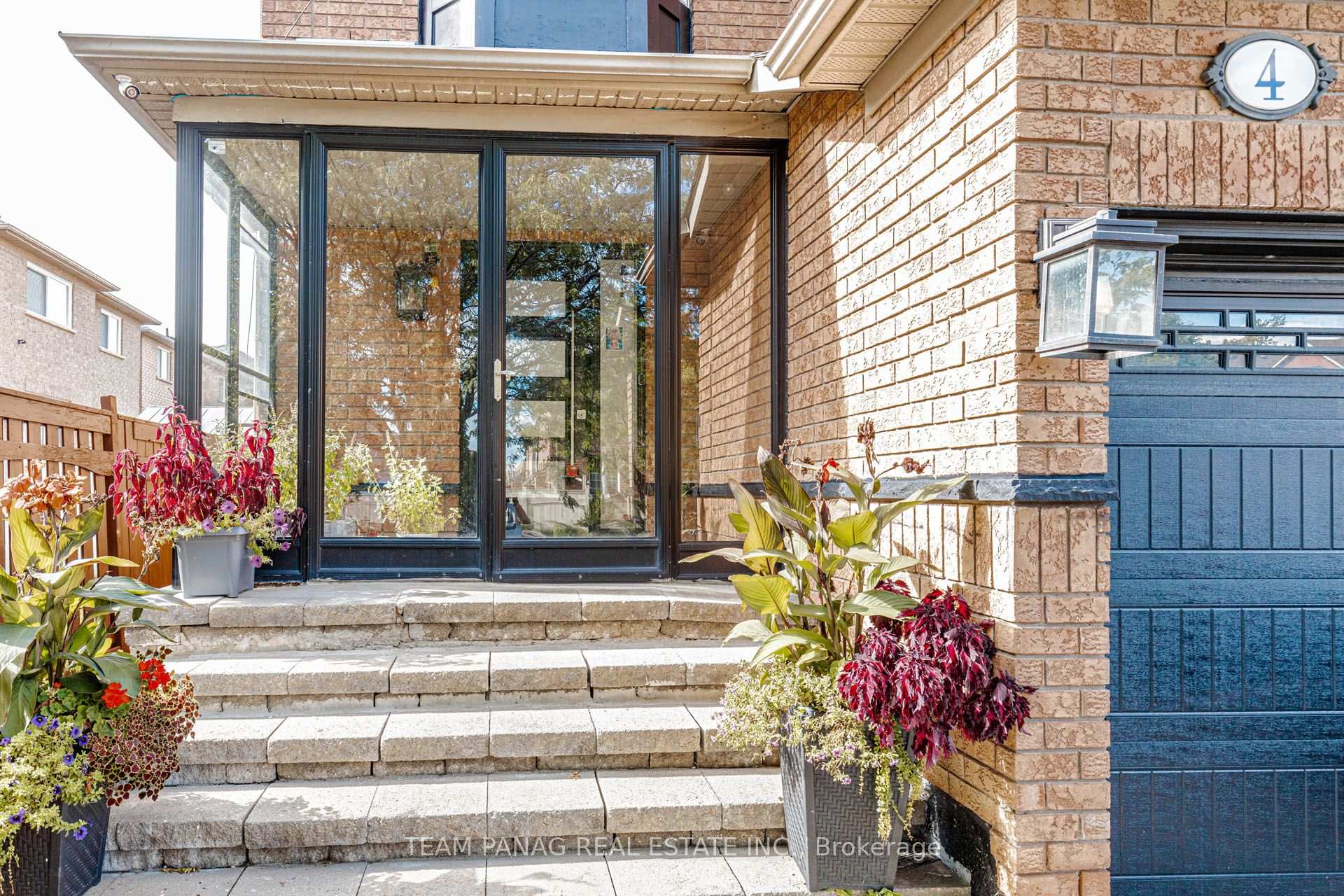 Photo 2 of 4 Martineau Road, Brampton, Bram East — HOMEH