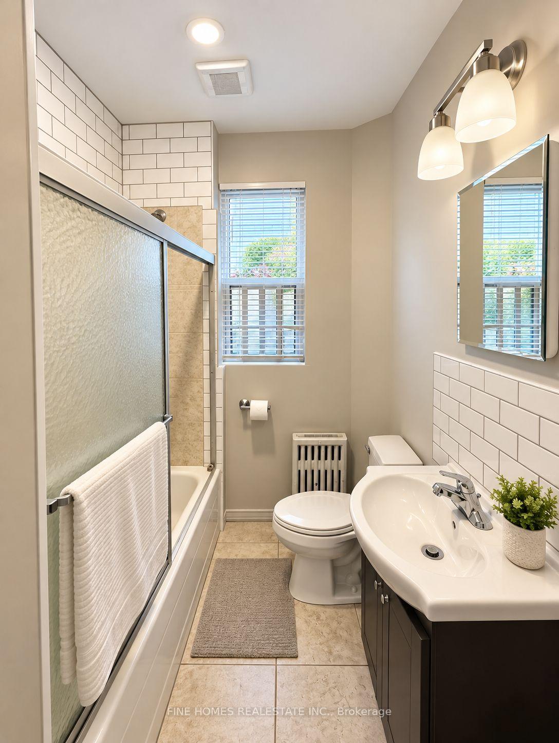 Photo 5 of 83 Wheatfield Road, Etobicoke, Mimico — HOMEH
