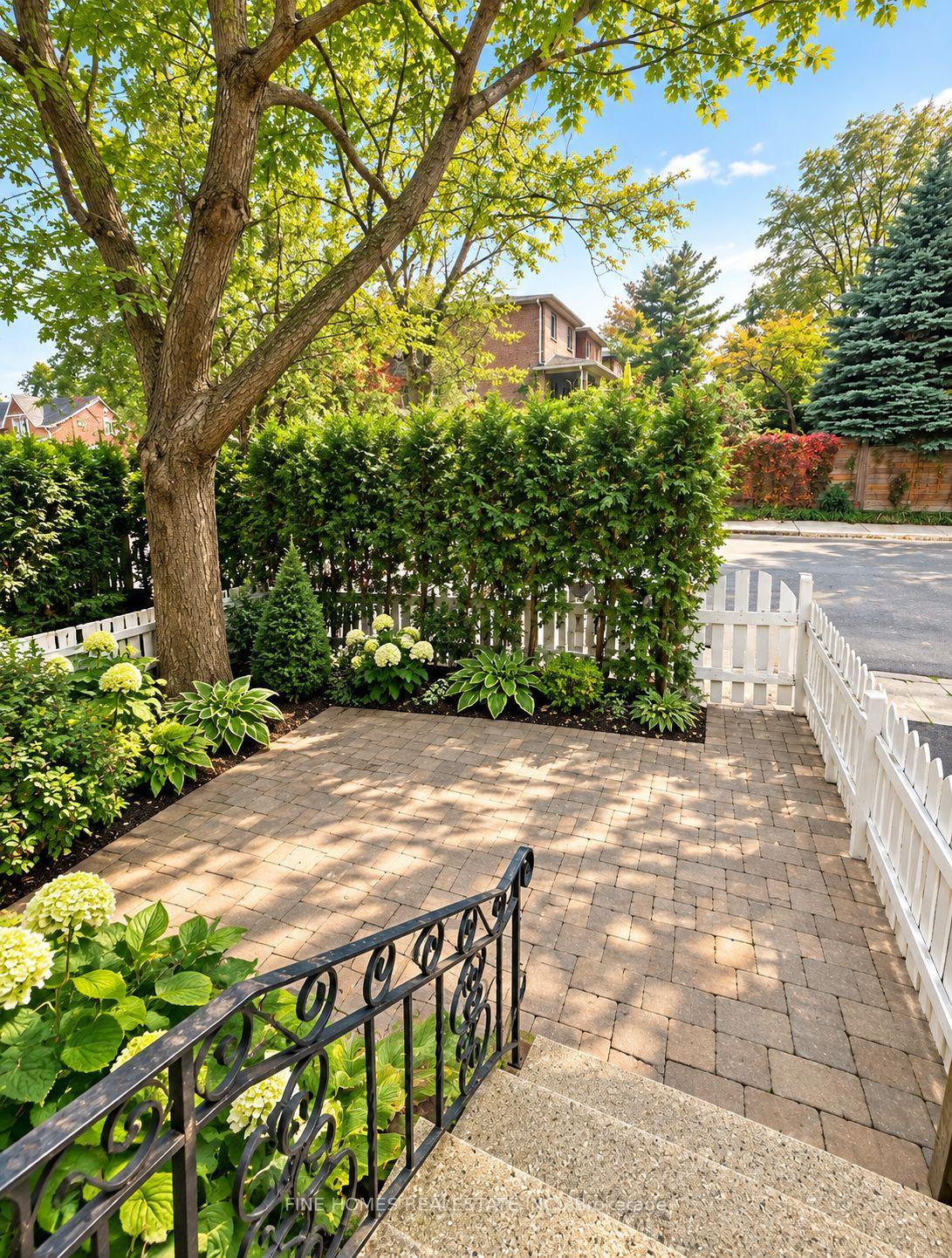 Photo 9 of 83 Wheatfield Road, Etobicoke, Mimico — HOMEH