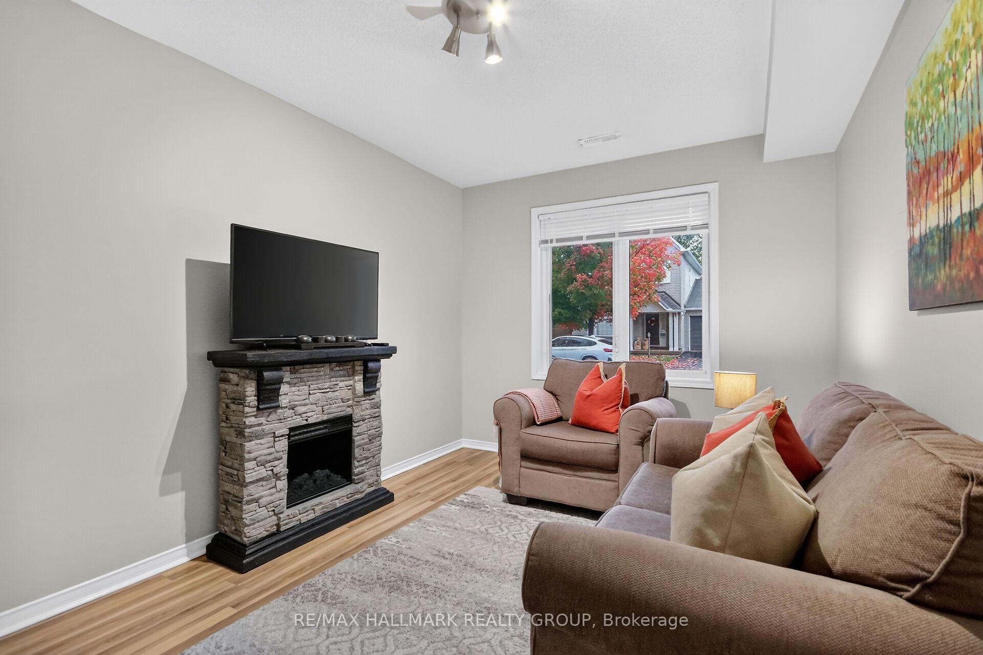 Photo 9 of Unit 36, 10 Daybreak Street, Ottawa, Barrhaven East — HOMEH