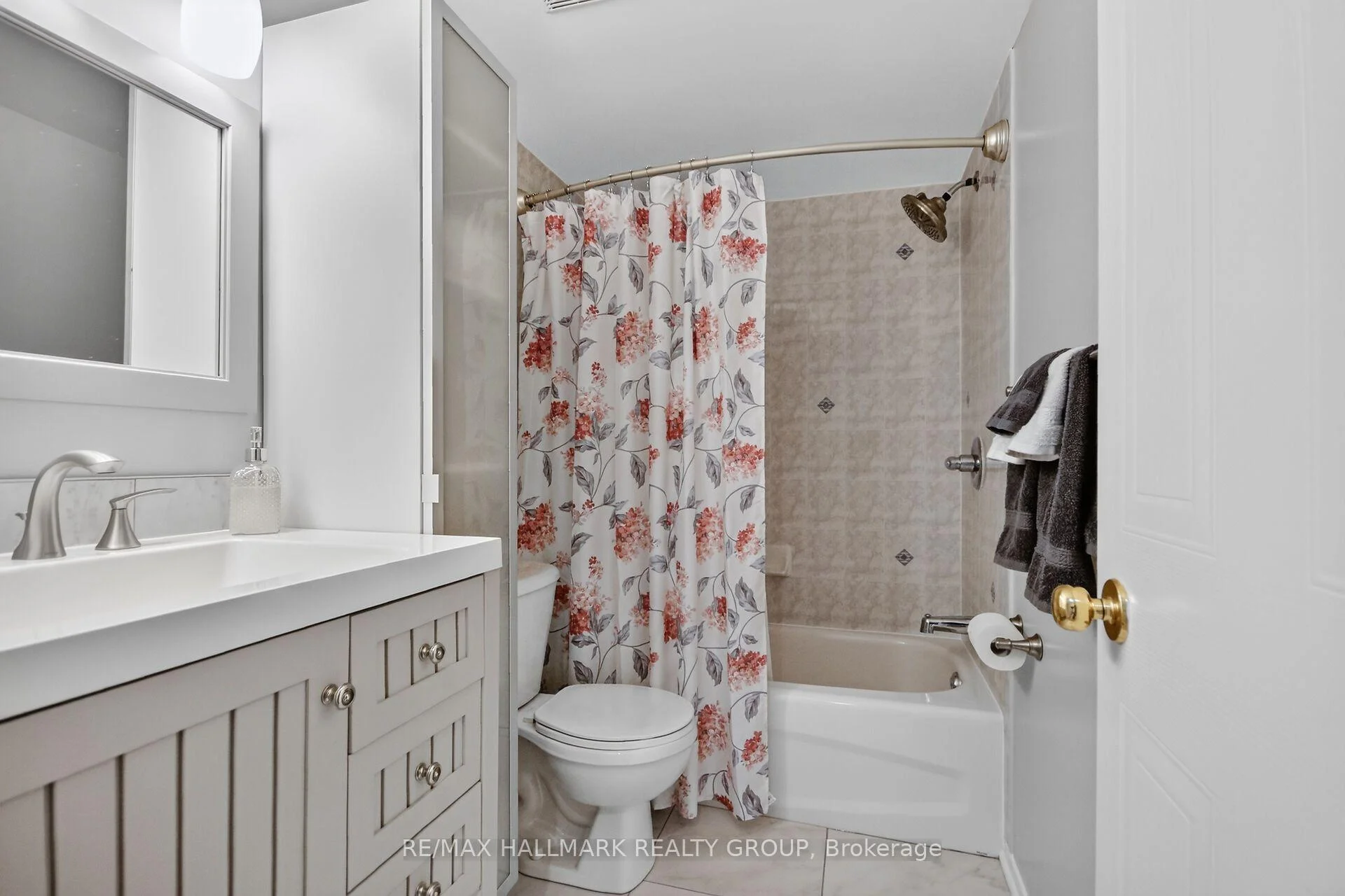 Photo 55 of Unit 36, 10 Daybreak Street, Ottawa, Barrhaven East — HOMEH