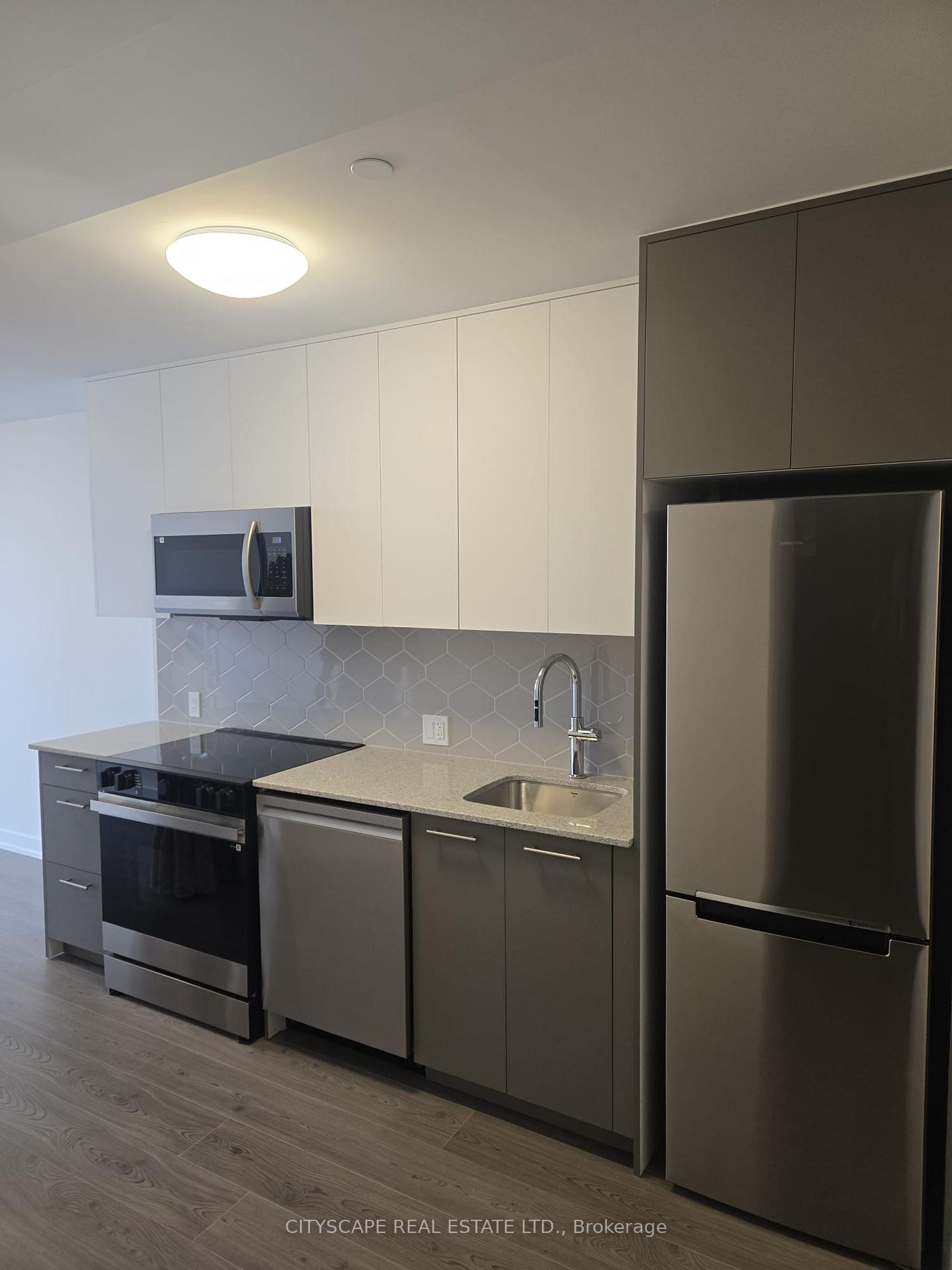 Photo 3 of Unit 905, 30 Francis Street S, Kitchener, City Commercial Core — HOMEH
