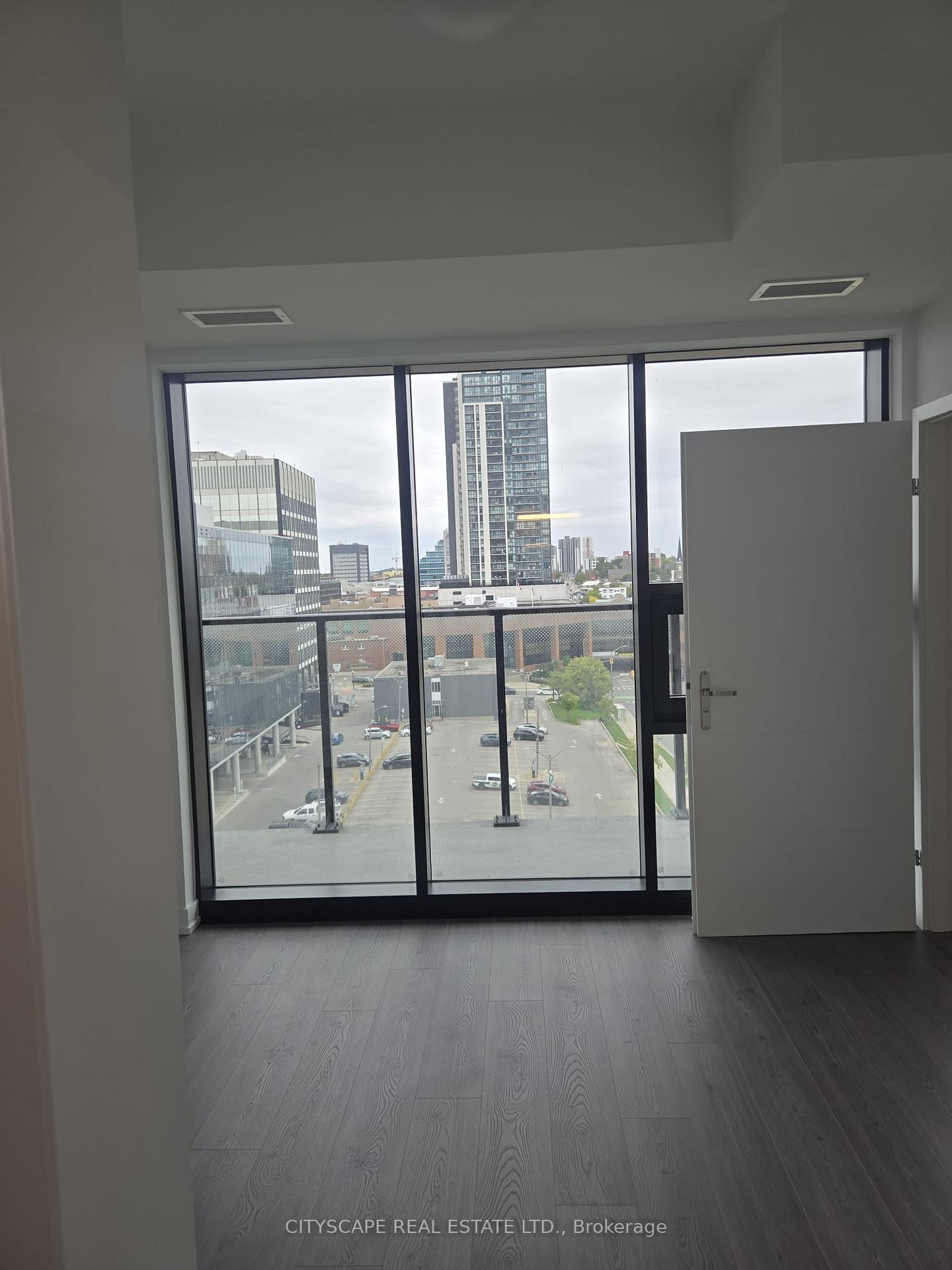 Photo 8 of Unit 905, 30 Francis Street S, Kitchener, City Commercial Core — HOMEH