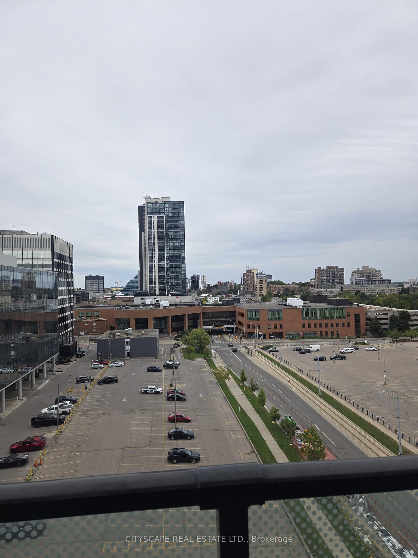 Photo 10 of Unit 905, 30 Francis Street S, Kitchener, City Commercial Core — HOMEH