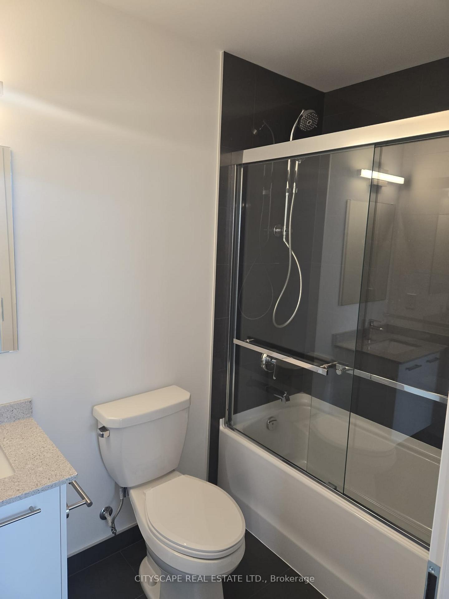 Photo 12 of Unit 905, 30 Francis Street S, Kitchener, City Commercial Core — HOMEH