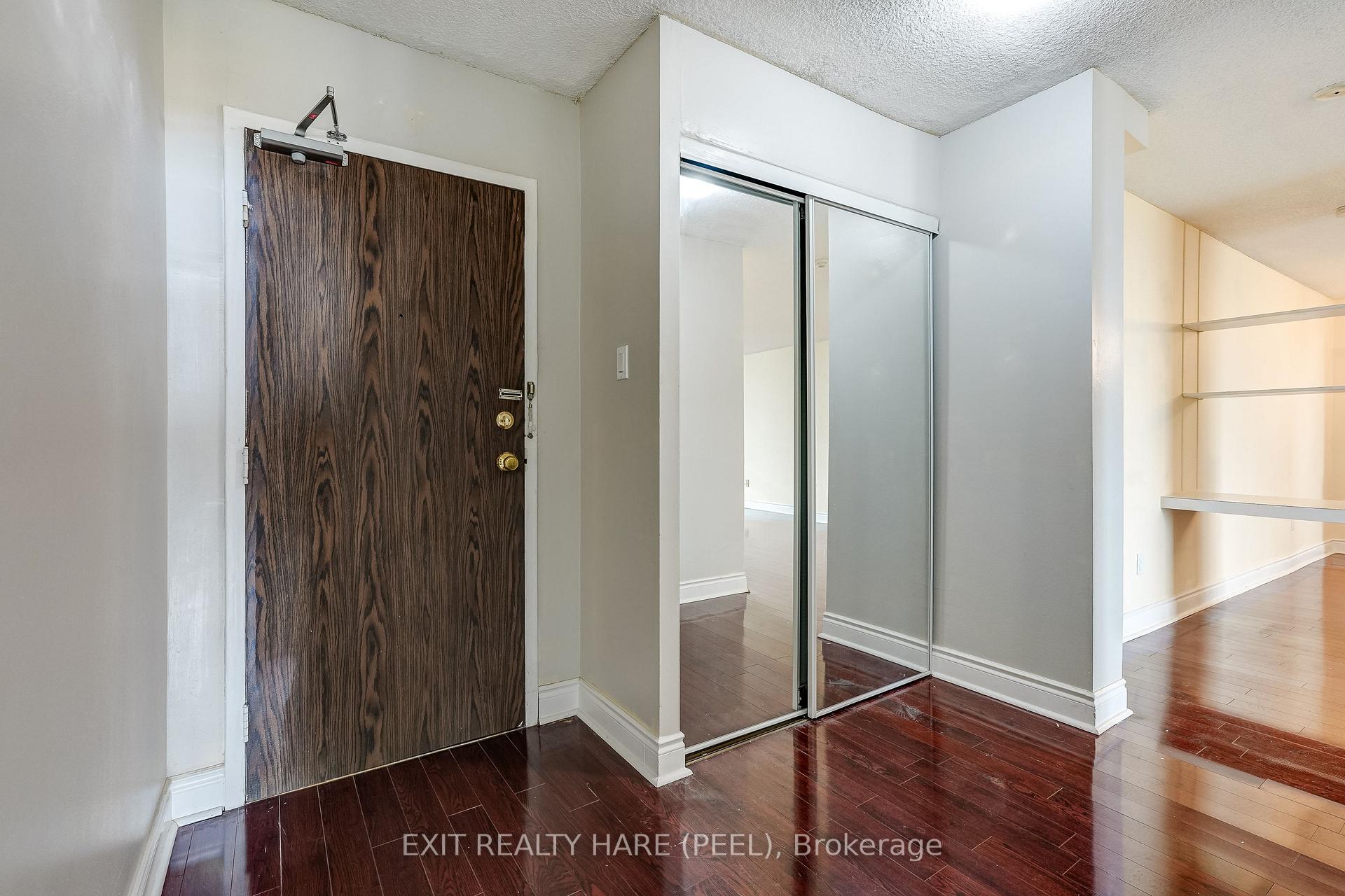 Photo 8 of Unit 1005, 15 Kensington Road, Brampton, Queen Street Corridor — HOMEH