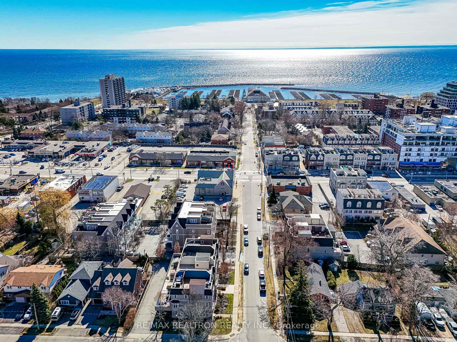 Photo 2 of Unit 1, 117 Nelson Street, Oakville, Bronte — HOMEH