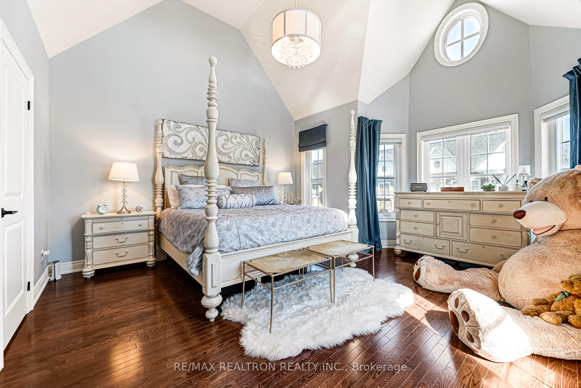 Photo 28 of Unit 1, 117 Nelson Street, Oakville, Bronte — HOMEH