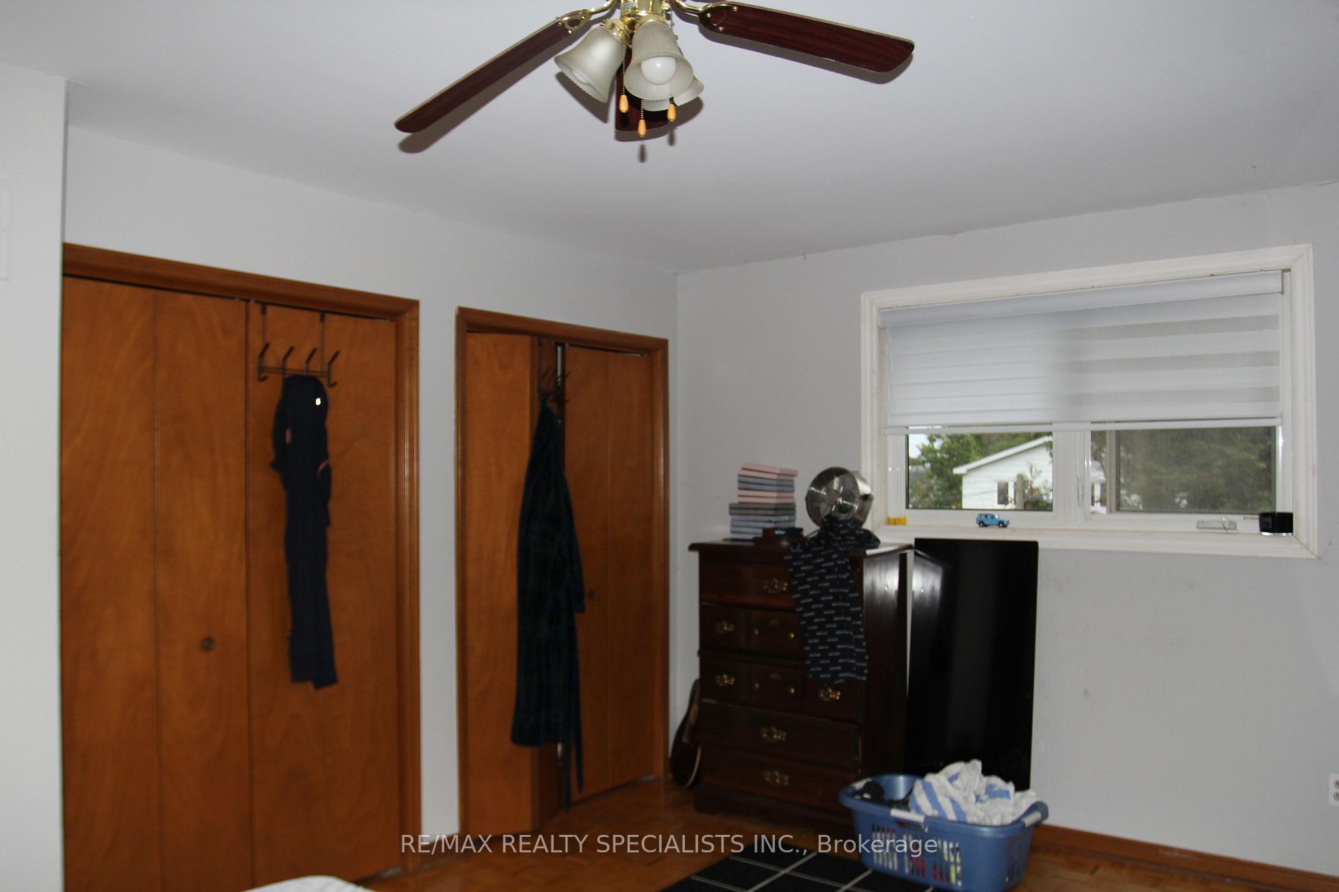 Photo 15 of 31 Laburnham Avenue, Etobicoke, Long Branch — HOMEH