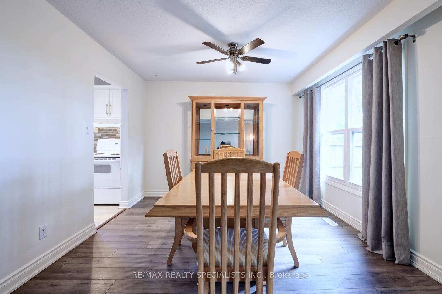 Photo 11 of 2494 Barcella Crescent, Mississauga, Sheridan — HOMEH