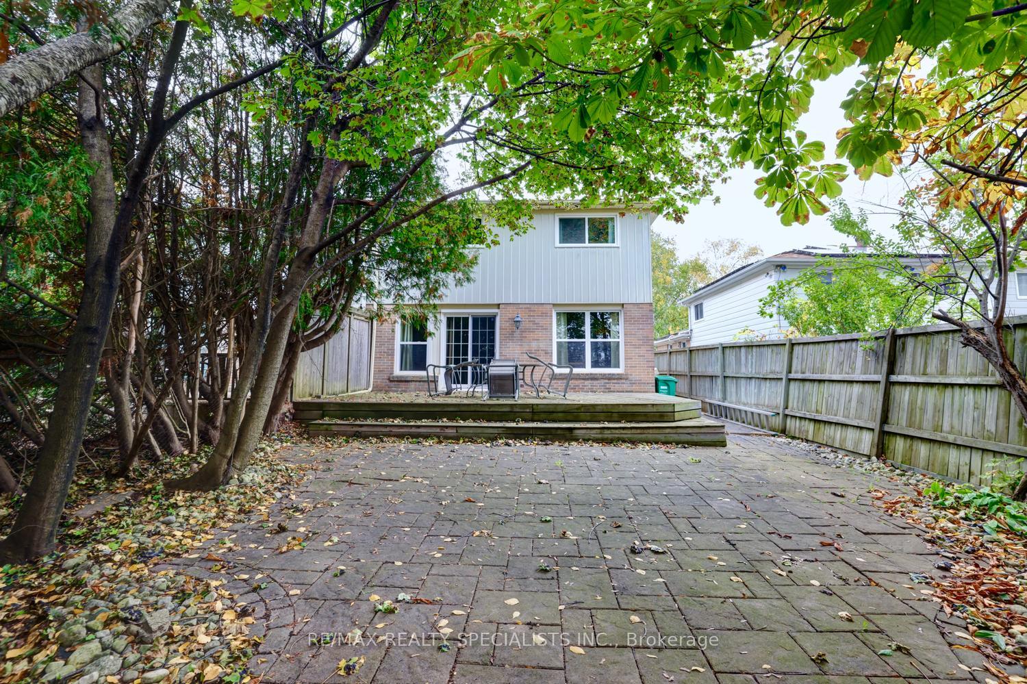 Photo 31 of 2494 Barcella Crescent, Mississauga, Sheridan — HOMEH