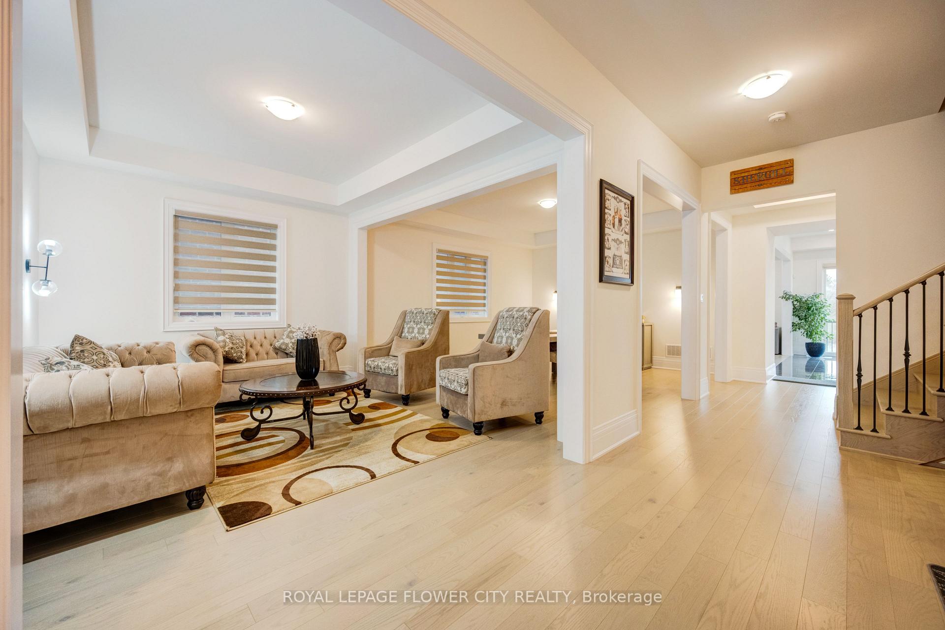 Photo 8 of 20 Seraville Street, Vaughan, Vellore Village — HOMEH