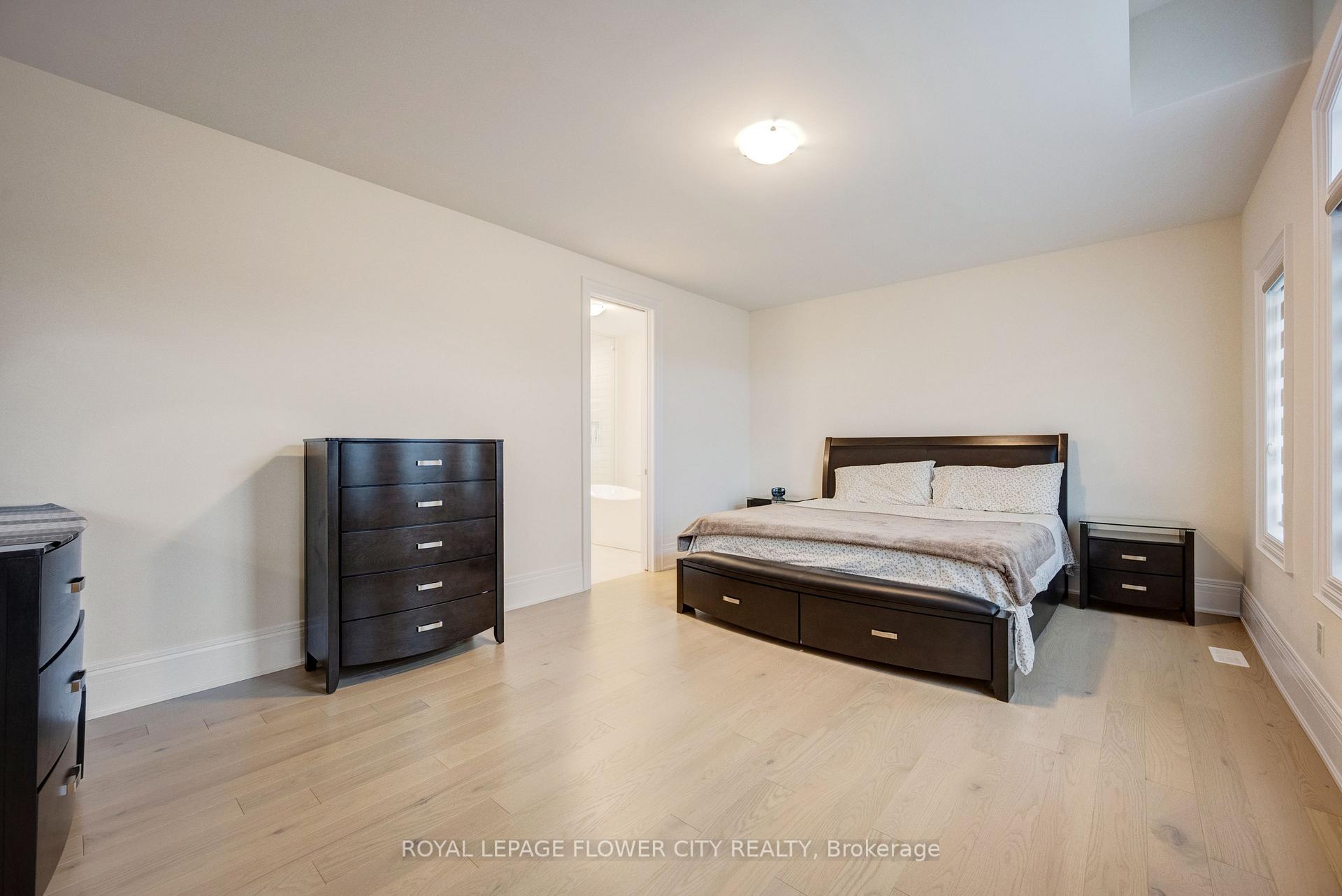 Photo 33 of 20 Seraville Street, Vaughan, Vellore Village — HOMEH