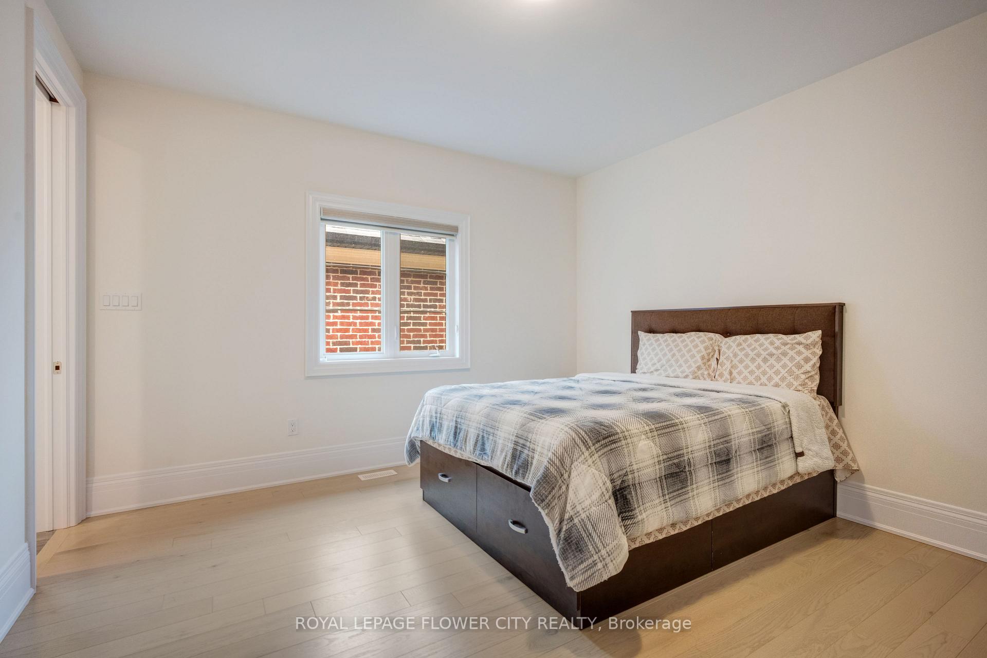 Photo 36 of 20 Seraville Street, Vaughan, Vellore Village — HOMEH