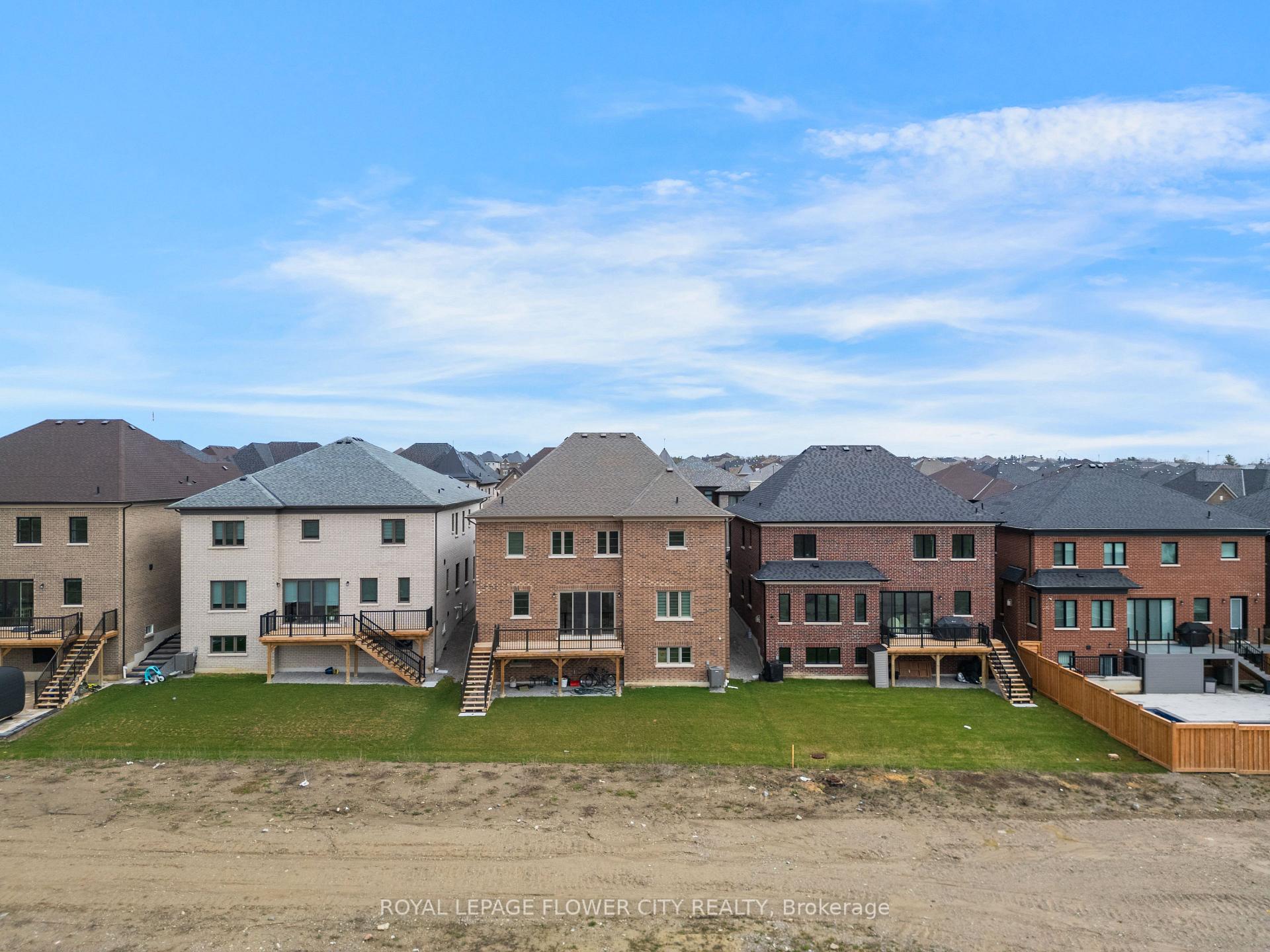Photo 44 of 20 Seraville Street, Vaughan, Vellore Village — HOMEH