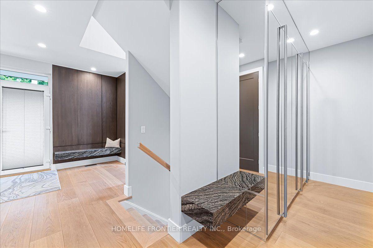 Photo 7 of Unit 1, 1452 Byron Baseline Road, London, South K — HOMEH