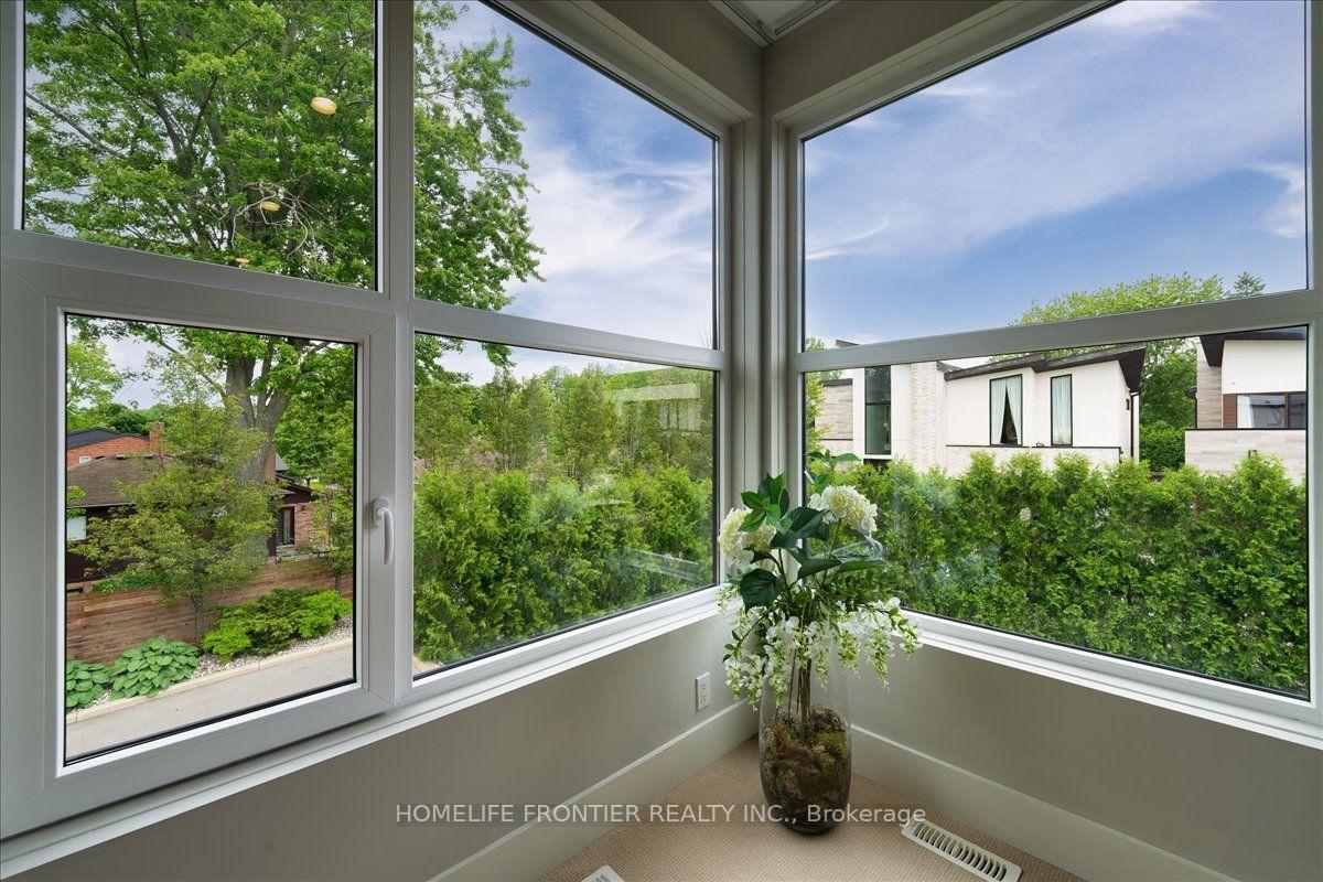 Photo 10 of Unit 1, 1452 Byron Baseline Road, London, South K — HOMEH
