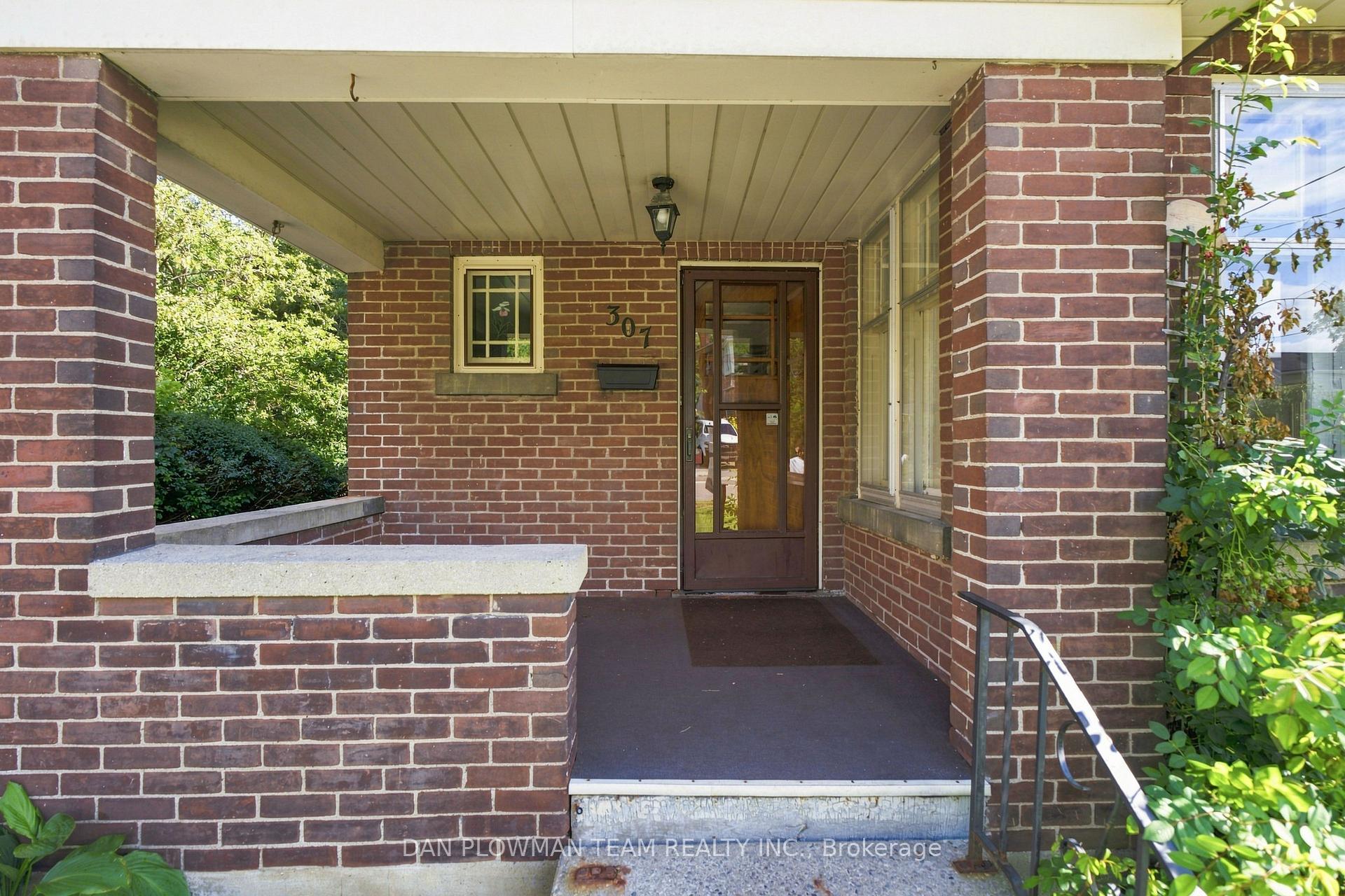 Photo 2 of 307 William Street E, Oshawa, O'Neill — HOMEH