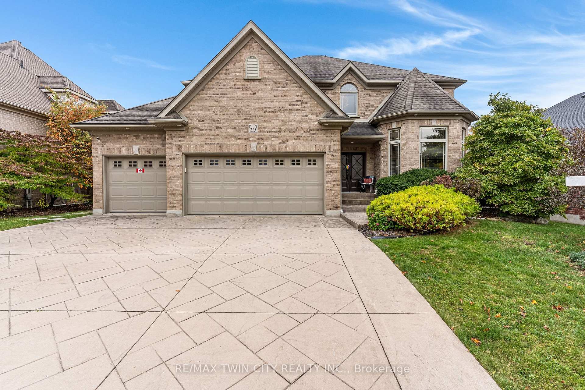 Photo of 213 Deer Ridge Drive